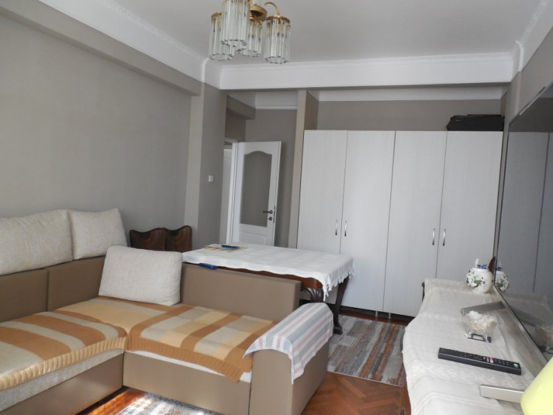 Constanta - Ultracentral - apartament 2 camere decomandat