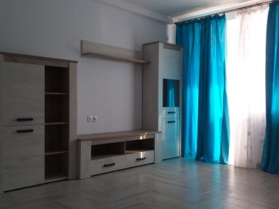 Ultracentral - Ferdinand - 3 camere renovat modern
