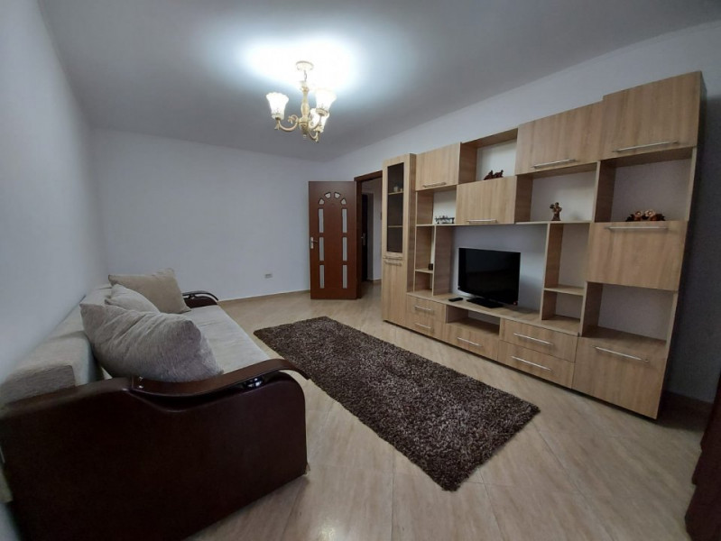 Constanta - Dacia - apartament 2 camere decomandate, mobilat si utilat