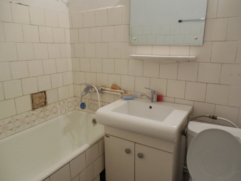  Constanta - Ultracentral - apartament 3 camere decomandate