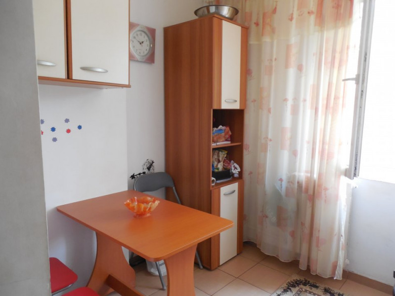 Constanta - Central - apartament 2 camere