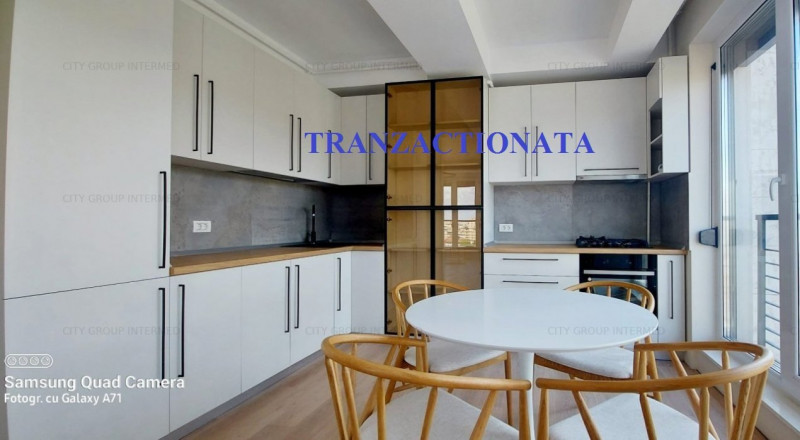 Constanta - Central - apartament 3 camere , bloc nou, la cheie, garaj