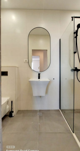 Constanta - Central - apartament 3 camere , bloc nou, la cheie, garaj