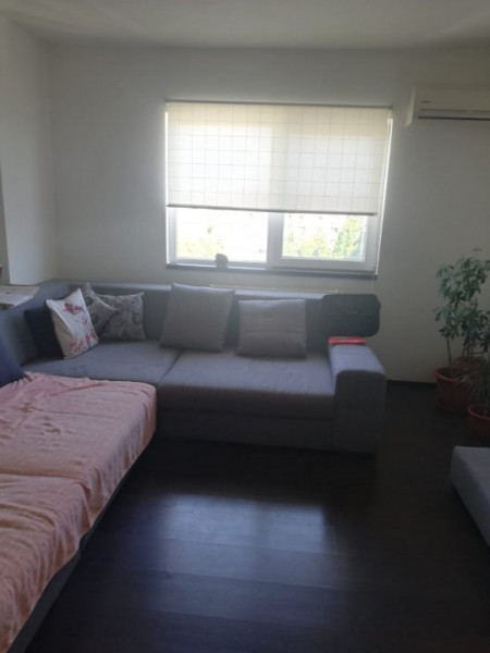 Constanta - Poarta 6 - apartament 3 camere decomandat
