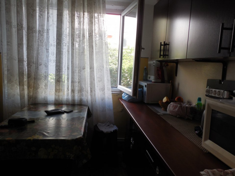 Constanta - Inel II - apartament 3 camere decomandate