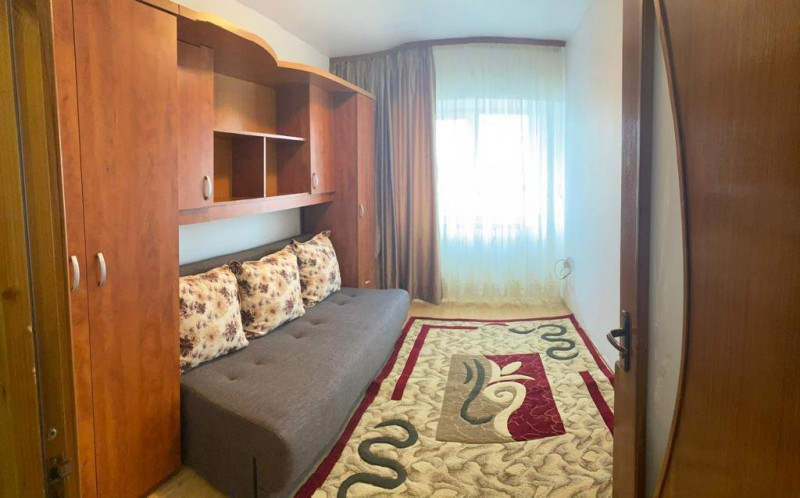 Constanta - Bratianu - apartament 4 camere decomandate