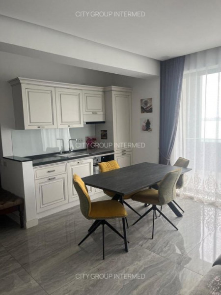 Mamaia - zona Summerland - apartament cu vedere frontala spre lac