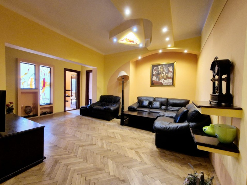 Ultracentral - apartament unicat pe piata !!!