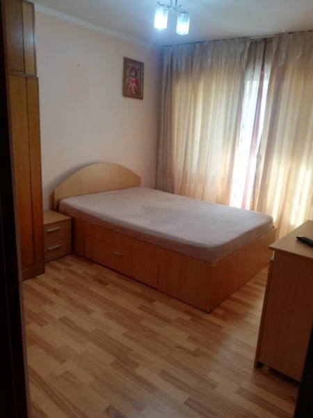 Constanta - Cumpana - apartament 4 camere, semimobilat