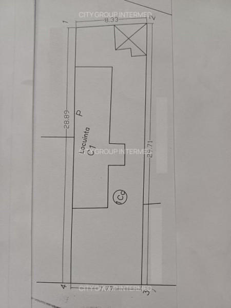 Stadion - teren cu casa demolabila / extindere