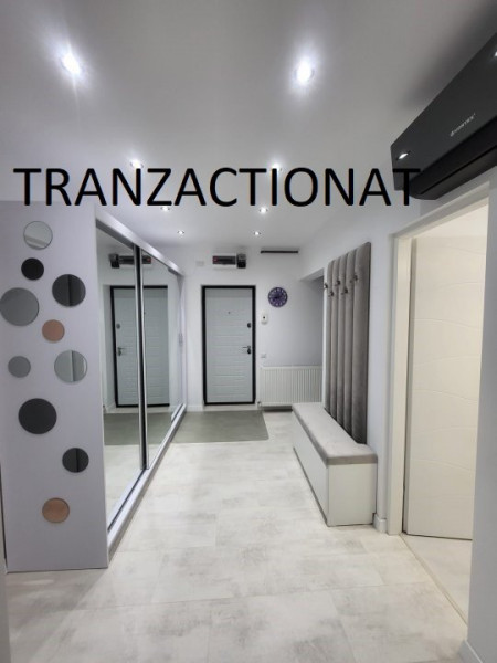 Casa de Cultura - 2 camere decomandate 