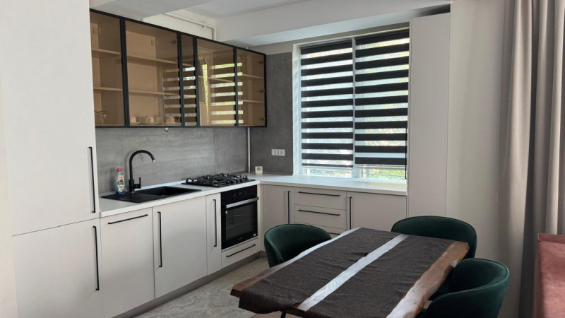 Centru - apartament 3 camere in bloc nou