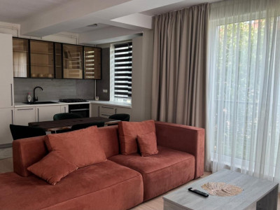 Centru - apartament 3 camere in bloc nou