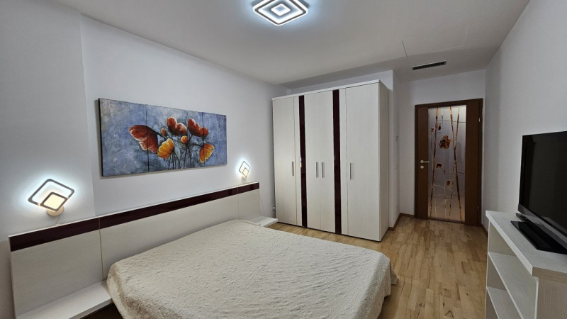 Sat Vacanta - B-dul Mamaia - apartament la malul marii