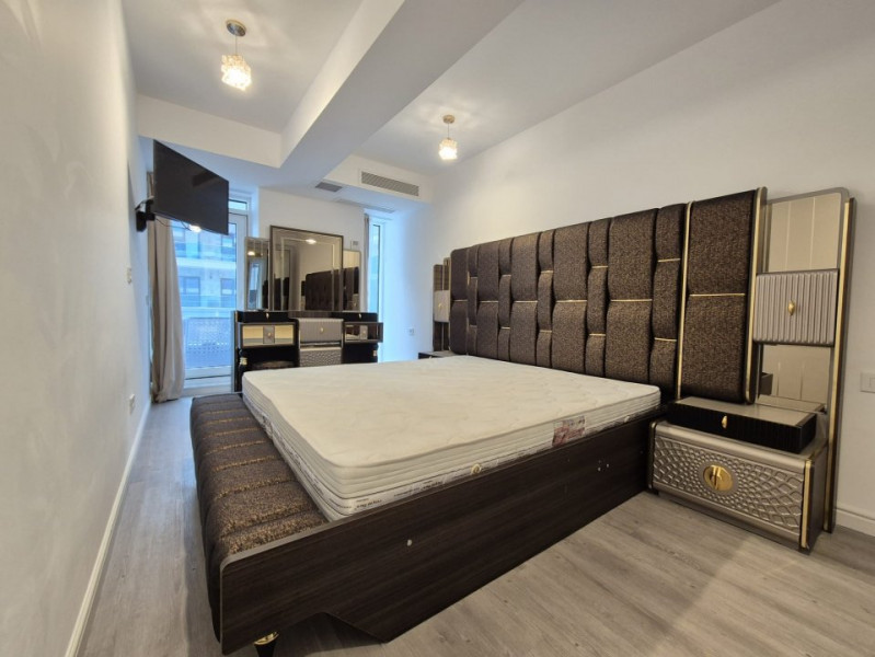 Mamaia - WHITE TITANIC- apartament spectaculos la malul marii