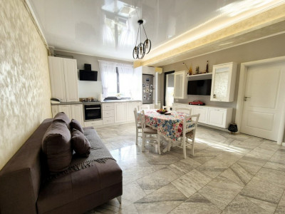 KM 5 - Veterani - 2 camere in bloc nou