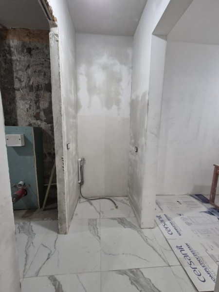 Dacia - Farmacris - 3 camere renovat in totalitate