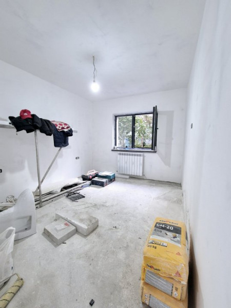 Dacia - Farmacris - 3 camere renovat in totalitate