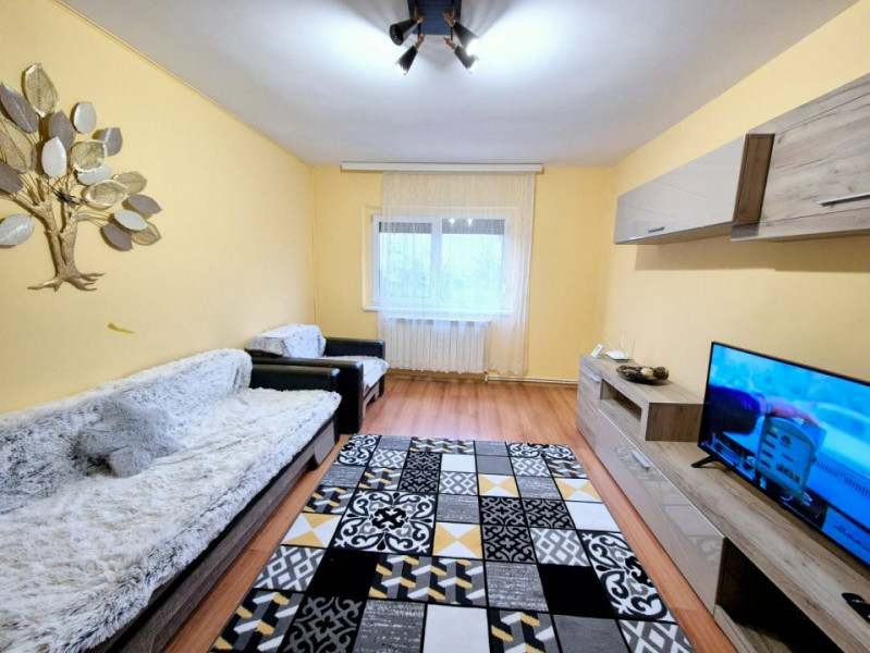 Far - apartament 2 camere decomandate