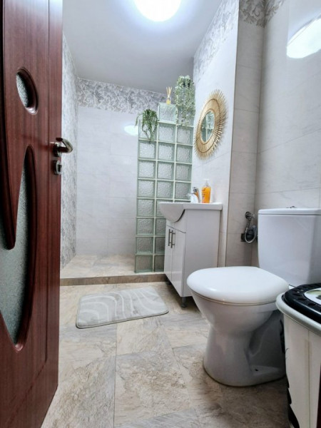 Far - apartament 2 camere decomandate