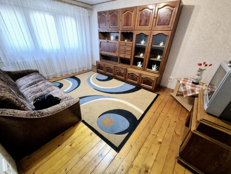 Casa de Cultura - apartament 2 camere decomandate