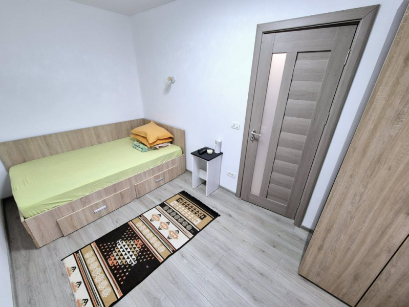 Tomis Nord - Brotacei - 3 camere nedecomandate