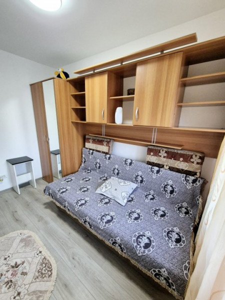 Tomis Nord - Brotacei - 3 camere nedecomandate