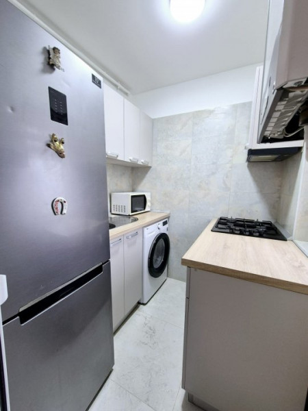 Tomis Nord - Brotacei - 3 camere nedecomandate