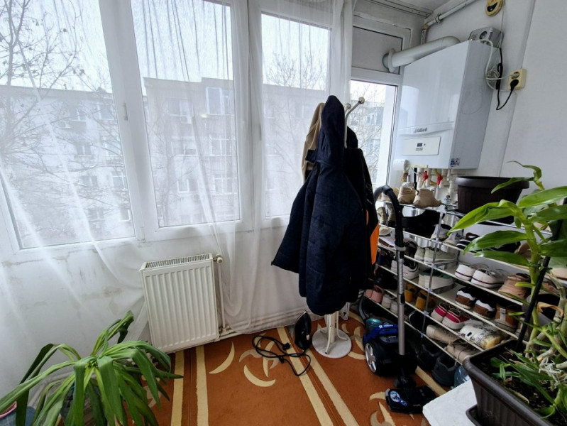 OCAZIE !!! Anda - 2 camere decomandate cu 2 balcoane