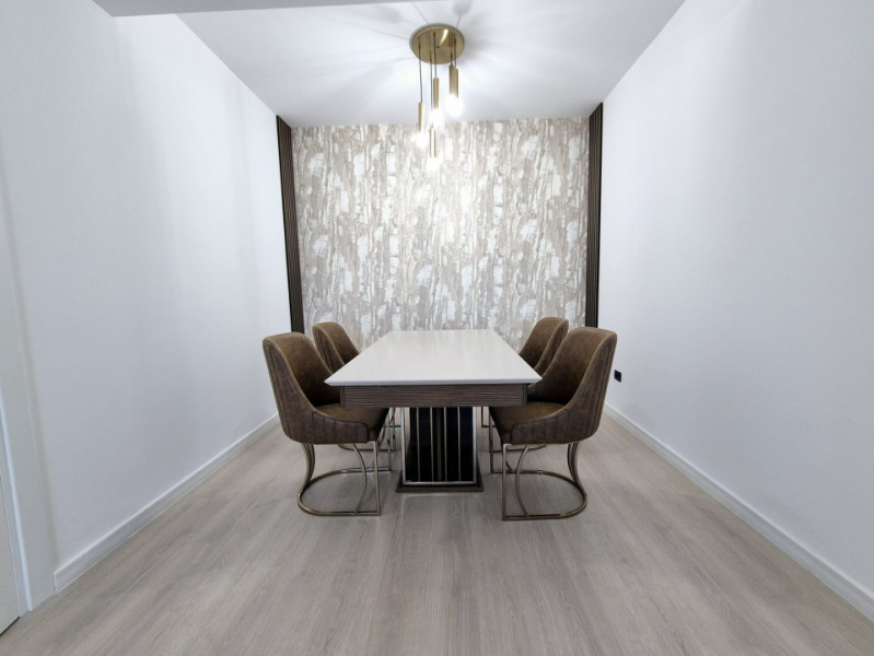 Faleza Nord - vedere la mare - apartament de lux