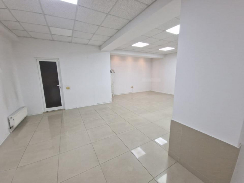 Ultracentral - spatiu birouri - cladire moderna