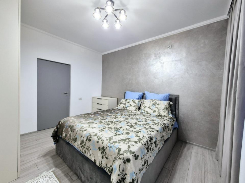 Ultracentral - Etaj de vila cu intrare si curte separata