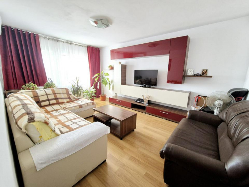 Tomis Nord - apartament 3 camere decomandate