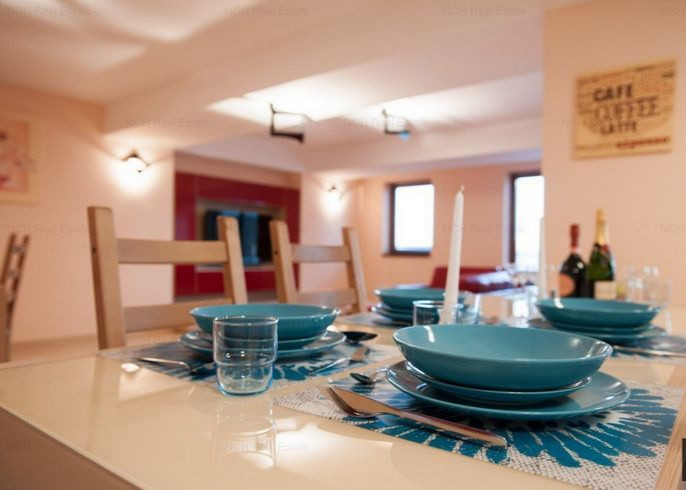 Mamaia - REX - penthouse deosebit cu garaj pentru 4 masini