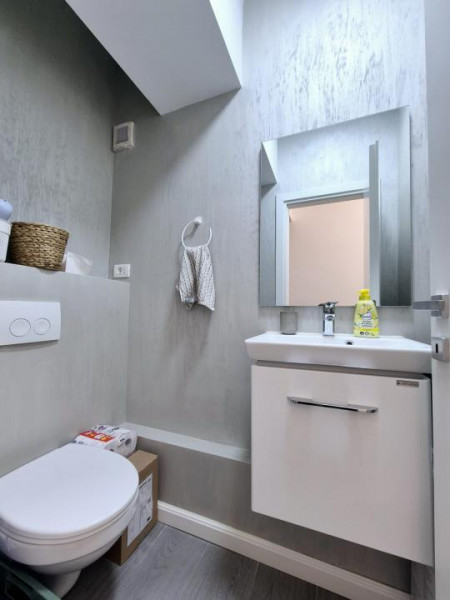 Mamaia - REX - apartament cu terasa si vedere panoramica pe lac