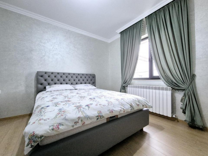 Valu lui Traian - zona linistita - casa moderna cu dotari de lux