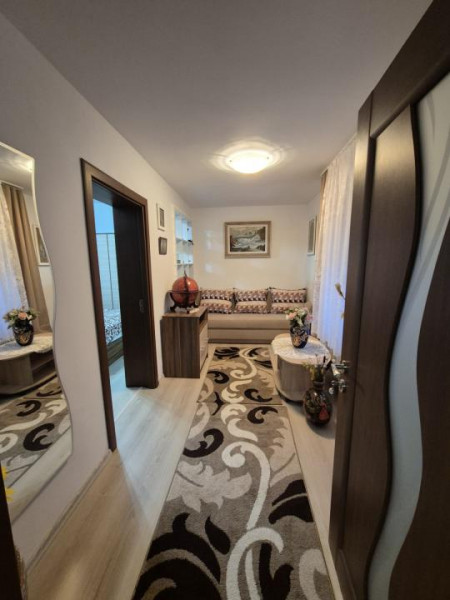 Centru - Piata Grivitei - casa