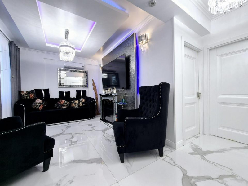 OCAZIE !!! Mamaia Nord - apartament de lux