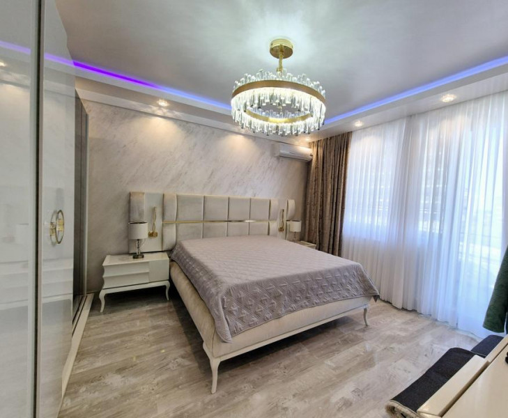 OCAZIE !!! Mamaia Nord - apartament de lux