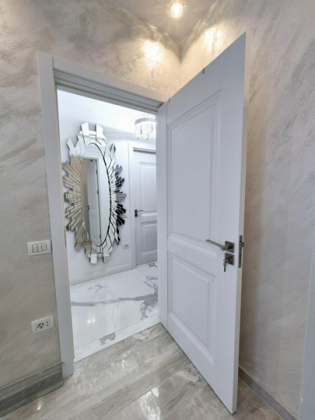 OCAZIE !!! Mamaia Nord - apartament de lux