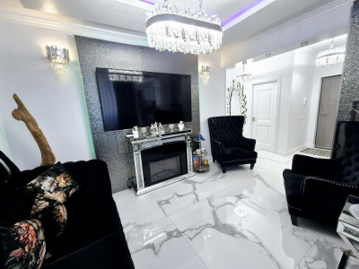 OCAZIE !!! Mamaia Nord - apartament de lux