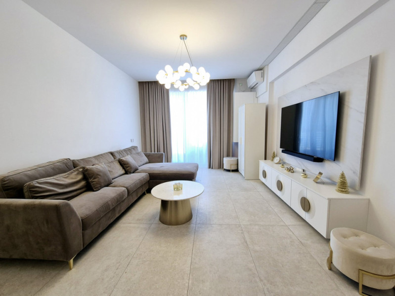 Mamaia - SEA ON - apartament elegant pe malul marii