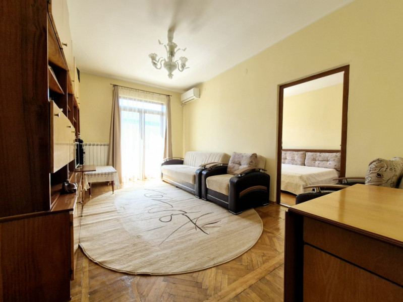 Piata Ovidiu-Comandamentul Marinei-apartament cu farmec aparte si vedere la mare