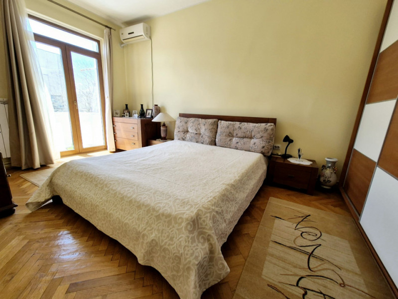 Piata Ovidiu-Comandamentul Marinei-apartament cu farmec aparte si vedere la mare