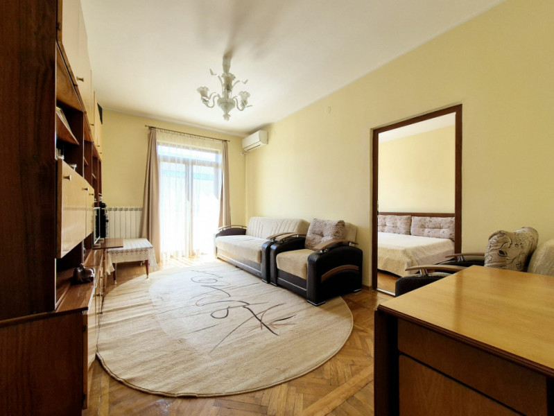 Piata Ovidiu-Comandamentul Marinei-apartament cu farmec aparte si vedere la mare