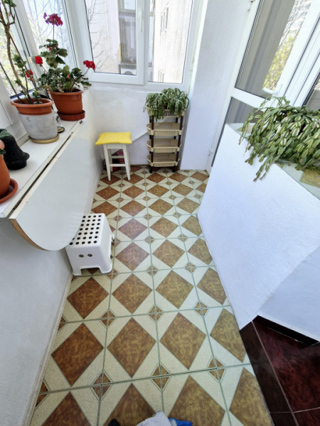 Piata Ovidiu-Comandamentul Marinei-apartament cu farmec aparte si vedere la mare