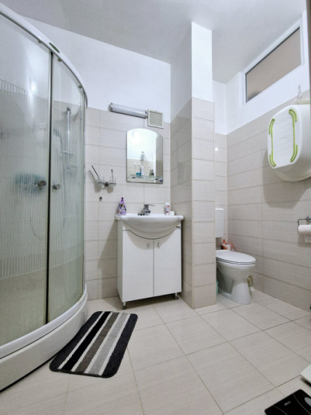 Piata Ovidiu-Comandamentul Marinei-apartament cu farmec aparte si vedere la mare