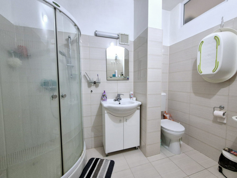 Piata Ovidiu-Comandamentul Marinei-apartament cu farmec aparte si vedere la mare