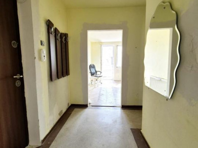 Piata Ovidiu - Catedrala -  apartament 3 camere decomandate