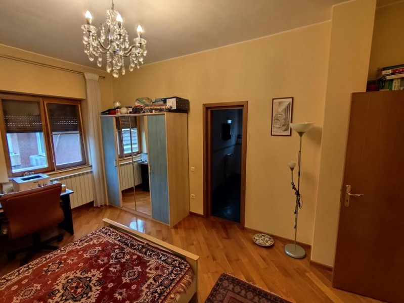 Bucuresti - Dorobanti - str Roma